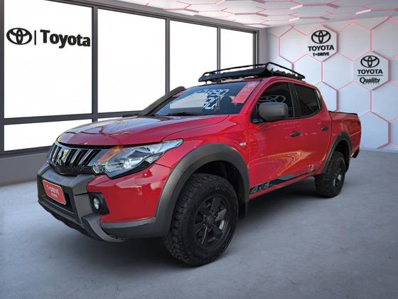 MITSUBISHI L200 TRITON 2.4 16V TURBO DIESEL SAVANA GLS CD 4X4 AUTOMÁTICO MITSUBISHI L200 TRITON 2.4 16V TURBO DIESEL SAVANA GLS CD 4X4 AUTOMÁTICO